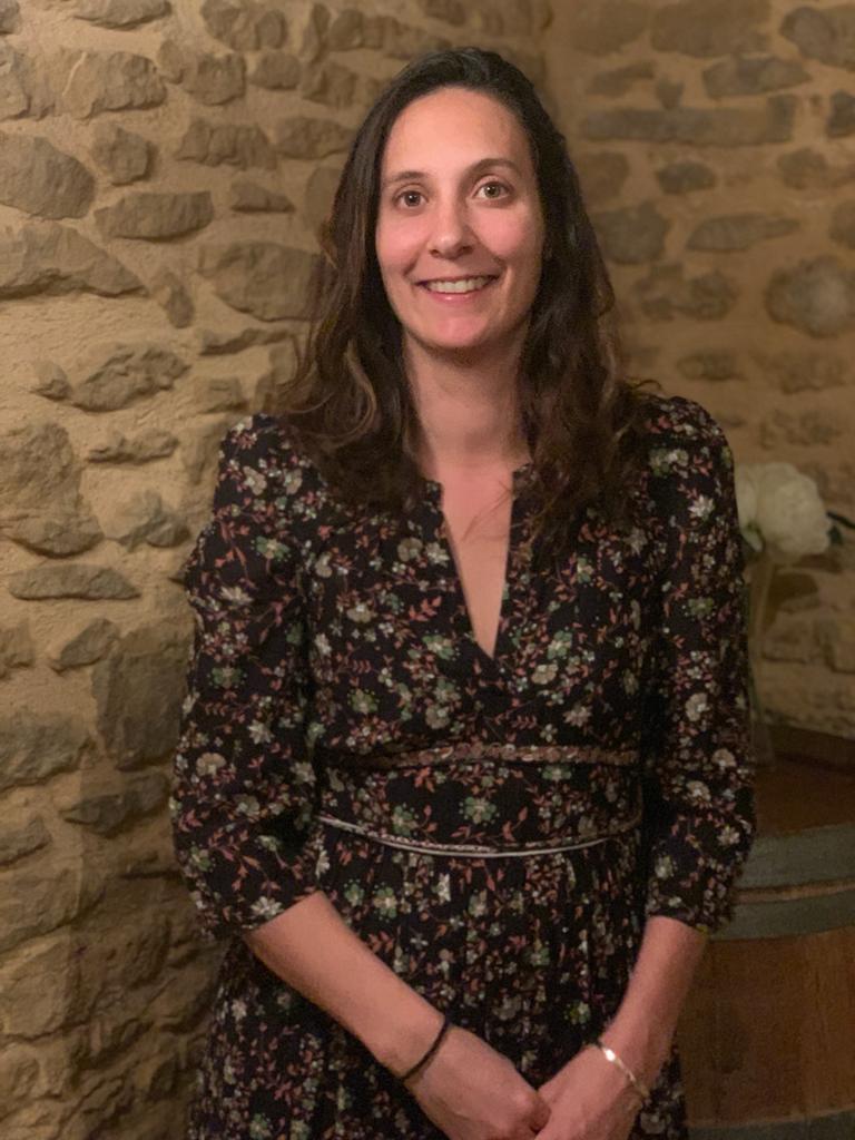 Justine BARROY, orthoptiste, exerce à Monpazier en Dordogne et proche du Lot-et-Garonne dans son cabinet d'orthoptie, centre de télé ophtalmologie.